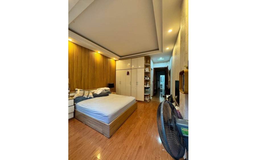 CHO THUÊ NHÀ MẶT NGÕ Ô TÔ PHÙNG CHÍ KIÊN, 6 TẦNG, 6P, 5 WC, 58M2, MT 5.5M, GIÁ 25 TRIỆU